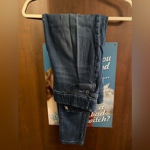 Liverpool Pull-on Skinny Jeans